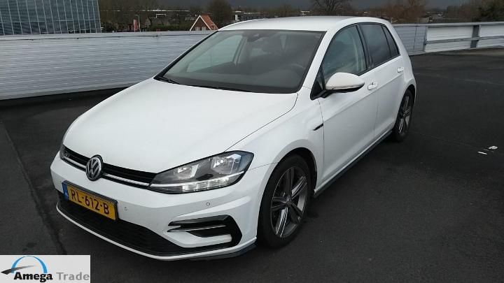 VOLKSWAGEN GOLF 2018 wvwzzzauzjw123595