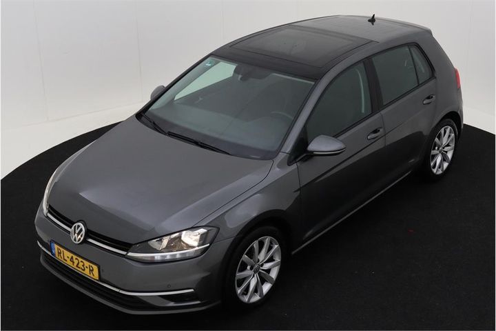 VOLKSWAGEN GOLF 2018 wvwzzzauzjw126241