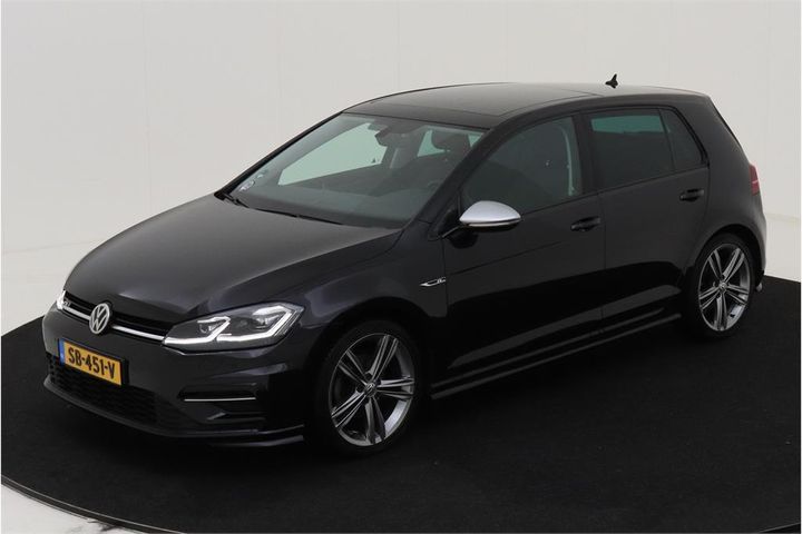 VOLKSWAGEN GOLF 2018 wvwzzzauzjw130685