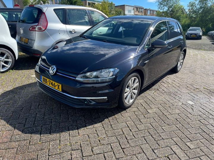 VOLKSWAGEN GOLF 2018 wvwzzzauzjw131555