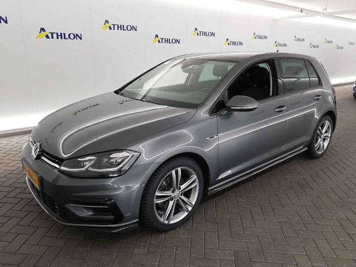 VOLKSWAGEN GOLF 2018 wvwzzzauzjw131955