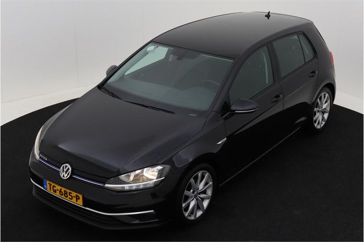 VOLKSWAGEN GOLF 2018 wvwzzzauzjw134769