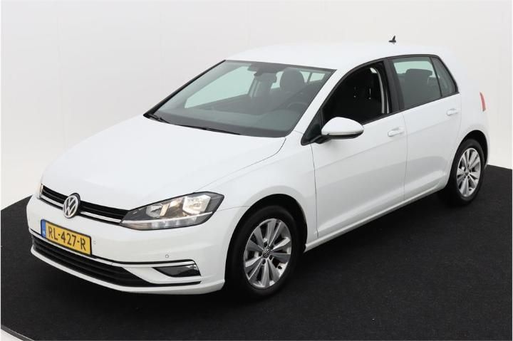 VOLKSWAGEN GOLF 2018 wvwzzzauzjw140927