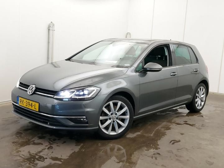 VOLKSWAGEN GOLF 2018 wvwzzzauzjw147600