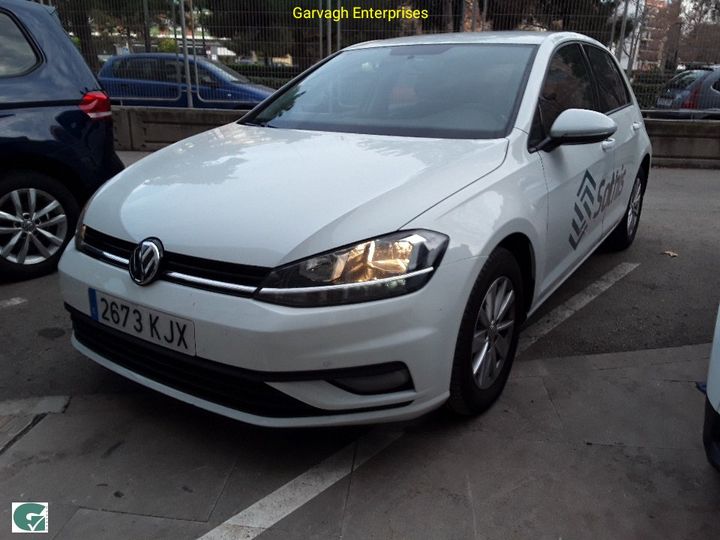 VOLKSWAGEN GOLF 2018 wvwzzzauzjw157701