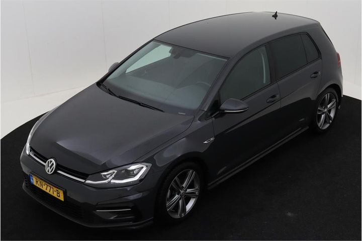 VOLKSWAGEN GOLF 2018 wvwzzzauzjw160688