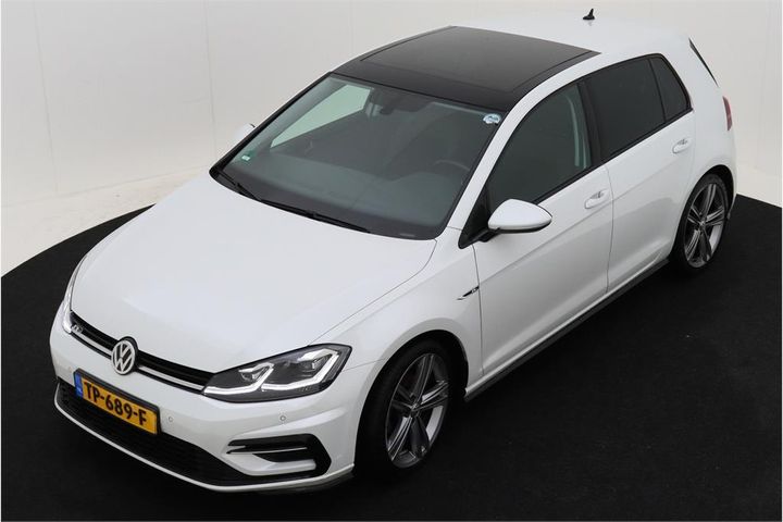 VOLKSWAGEN GOLF 2018 wvwzzzauzjw160803