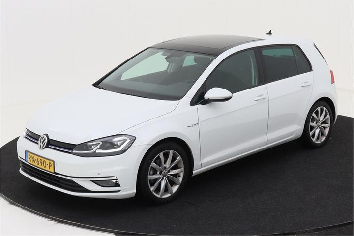 VOLKSWAGEN GOLF 2018 wvwzzzauzjw162673