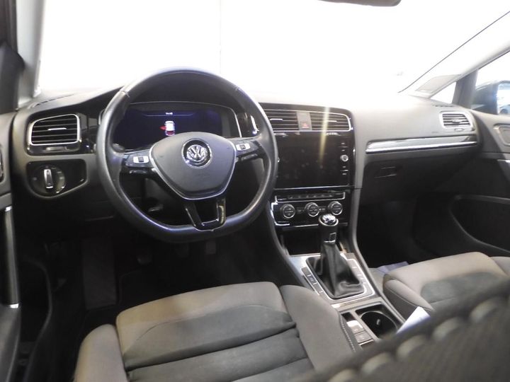 VOLKSWAGEN GOLF 2018 wvwzzzauzjw162915