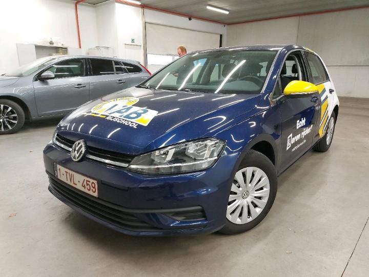 VOLKSWAGEN GOLF 2018 wvwzzzauzjw167024