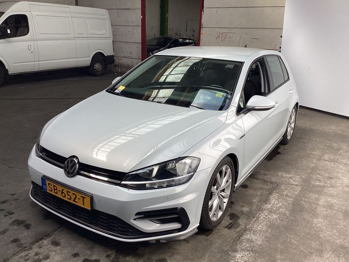 VOLKSWAGEN GOLF 2018 wvwzzzauzjw168080