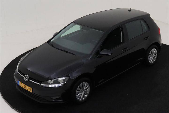 VOLKSWAGEN GOLF 2018 wvwzzzauzjw173165