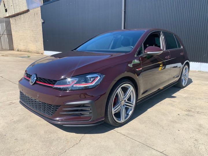 VOLKSWAGEN GOLF 2018 wvwzzzauzjw207084