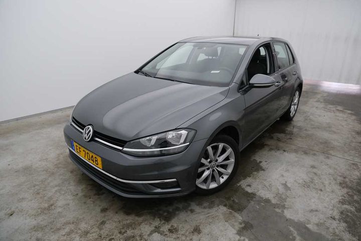 VOLKSWAGEN GOLF 2018 wvwzzzauzjw218751