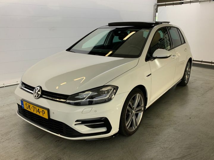 VOLKSWAGEN GOLF 2018 wvwzzzauzjw228587