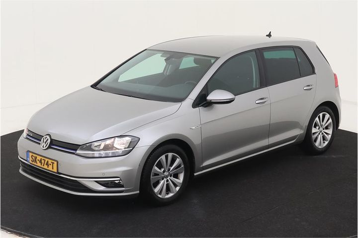 VOLKSWAGEN GOLF 2018 wvwzzzauzjw232157