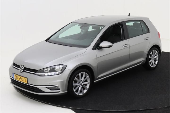 VOLKSWAGEN GOLF 2018 wvwzzzauzjw244631