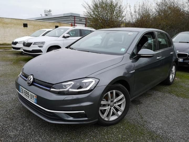 VOLKSWAGEN GOLF 2018 wvwzzzauzjw245777