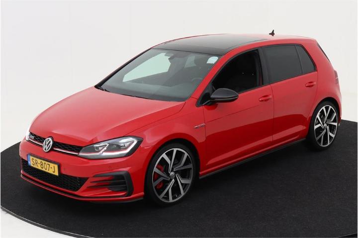 VOLKSWAGEN GOLF 2018 wvwzzzauzjw254351