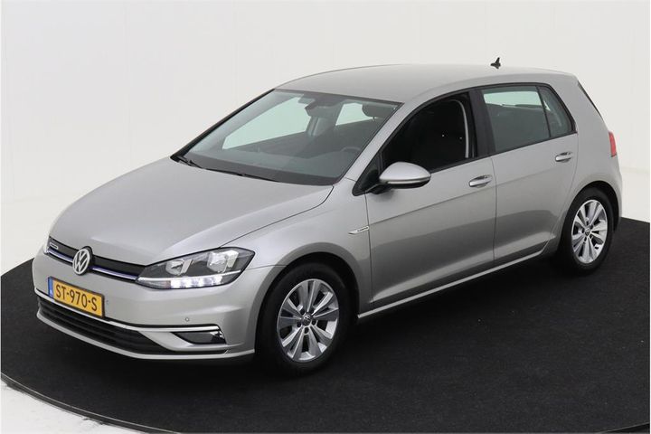 VOLKSWAGEN GOLF 2018 wvwzzzauzjw255045