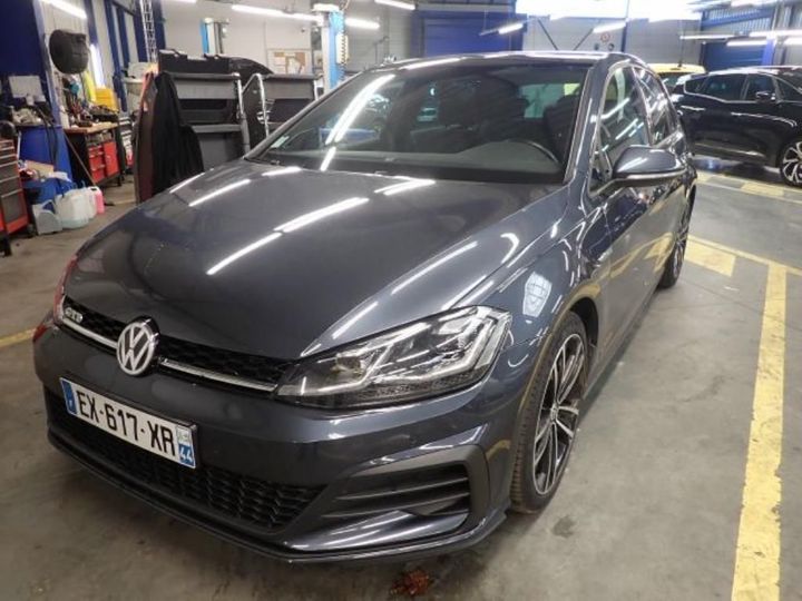 VOLKSWAGEN GOLF 2018 wvwzzzauzjw257467