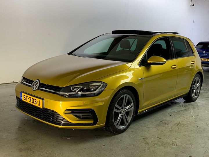 VOLKSWAGEN GOLF 2018 wvwzzzauzjw258248