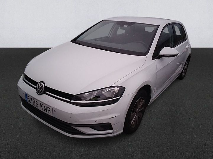 VOLKSWAGEN GOLF 2018 wvwzzzauzjw300826