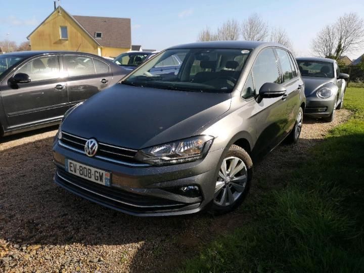 VOLKSWAGEN GOLF 2018 wvwzzzauzjw657096