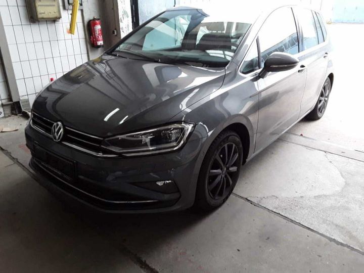 VOLKSWAGEN GOLF 2018 wvwzzzauzjw658879