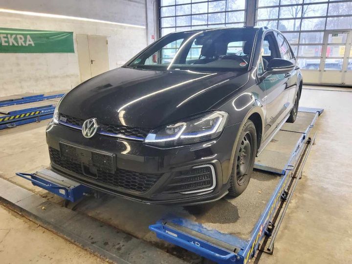 VOLKSWAGEN GOLF 2017 wvwzzzauzjw800695