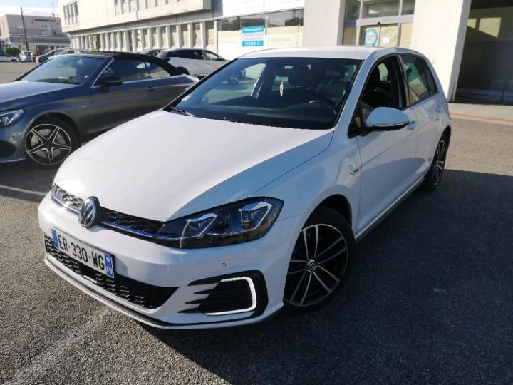 VOLKSWAGEN GOLF 2017 wvwzzzauzjw804134