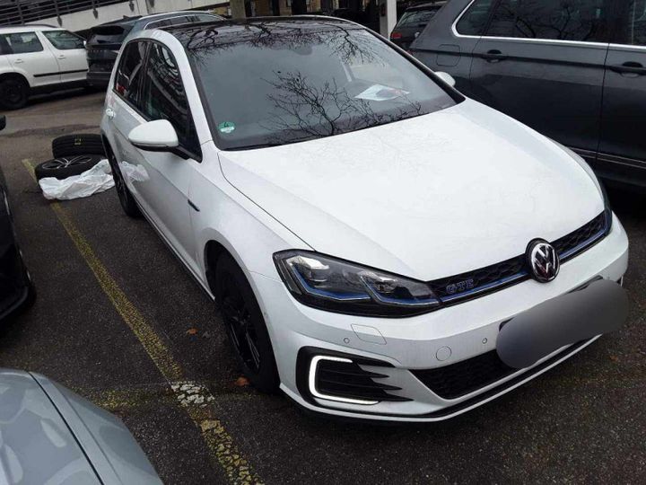 VOLKSWAGEN GOLF 2017 wvwzzzauzjw805600