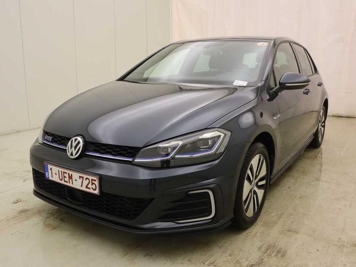 VOLKSWAGEN GOLF 2018 wvwzzzauzjw809588