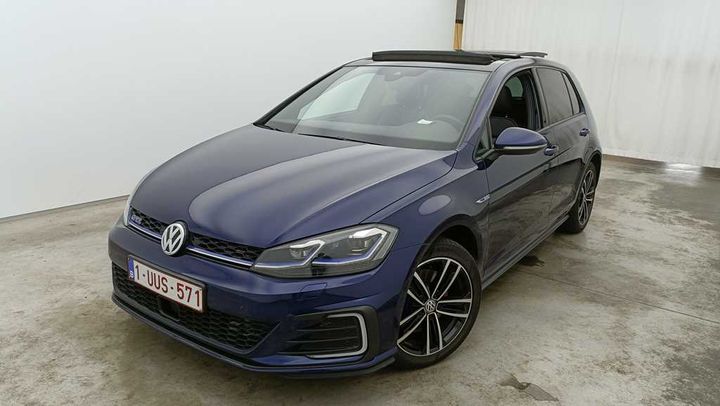 VOLKSWAGEN GOLF 2018 wvwzzzauzjw811727