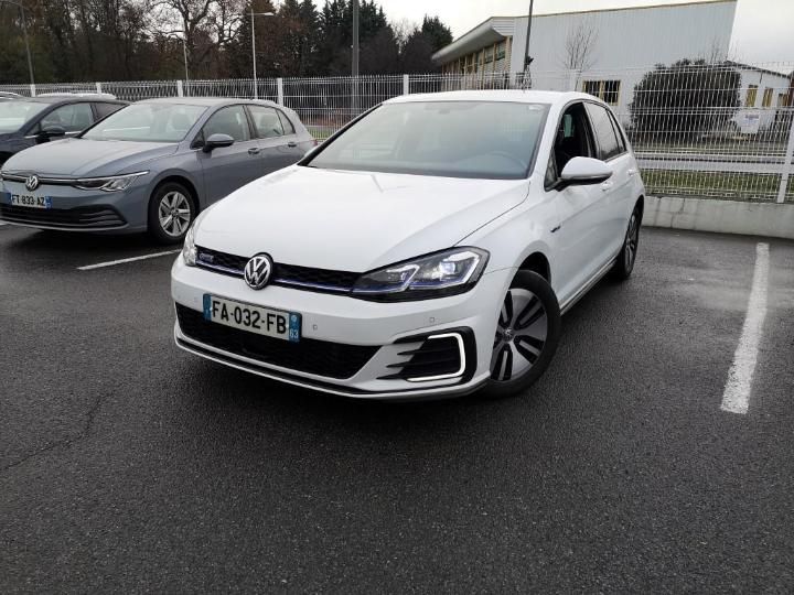 VOLKSWAGEN GOLF 2018 wvwzzzauzjw814002