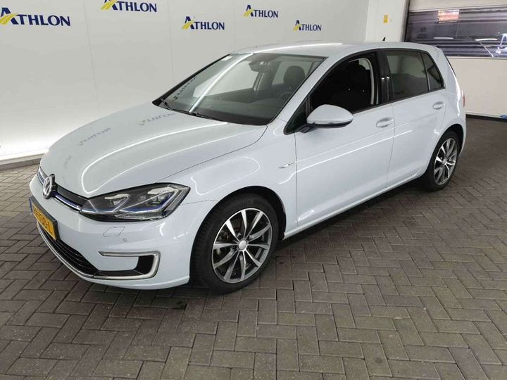 VOLKSWAGEN GOLF 2018 wvwzzzauzjw900063