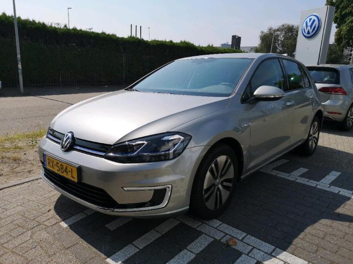 VOLKSWAGEN GOLF 2018 wvwzzzauzjw903619