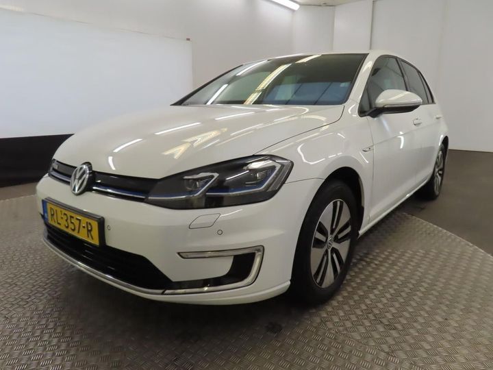 VOLKSWAGEN GOLF 2018 wvwzzzauzjw905991