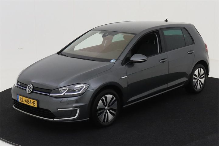 VOLKSWAGEN GOLF 2018 wvwzzzauzjw906067