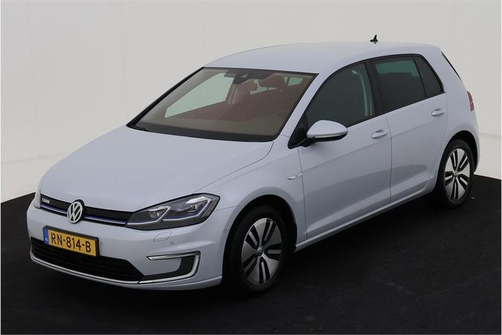 VOLKSWAGEN GOLF 2018 wvwzzzauzjw906113