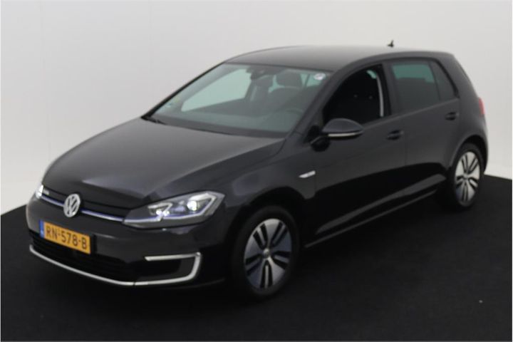 VOLKSWAGEN GOLF 2018 wvwzzzauzjw906584