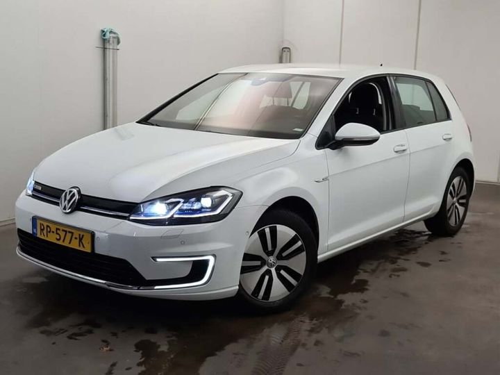 VOLKSWAGEN GOLF 2018 wvwzzzauzjw906726