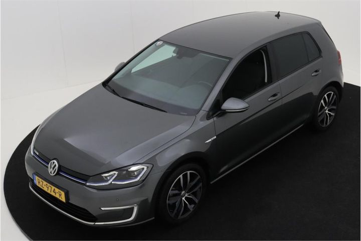 VOLKSWAGEN GOLF 2018 wvwzzzauzjw907075