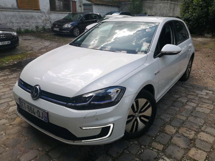 VOLKSWAGEN GOLF 2018 wvwzzzauzjw907211