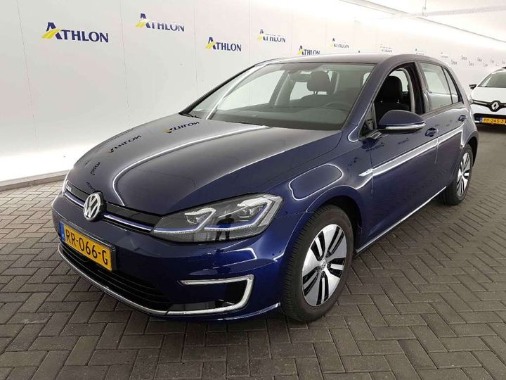 VOLKSWAGEN GOLF 2018 wvwzzzauzjw907627