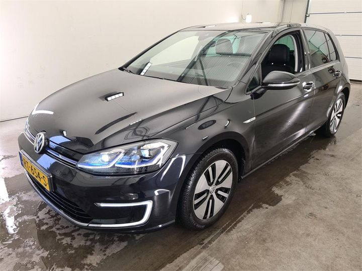 VOLKSWAGEN GOLF 2018 wvwzzzauzjw907933