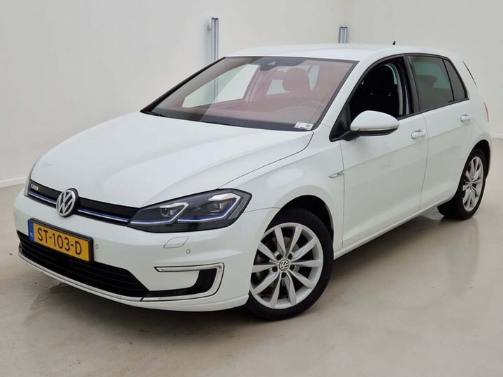 VOLKSWAGEN GOLF 2018 wvwzzzauzjw909379