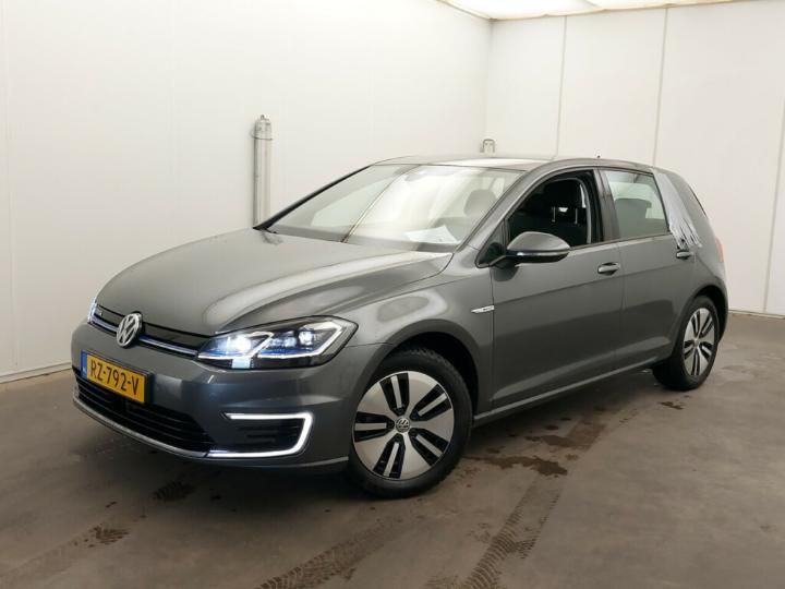 VOLKSWAGEN GOLF 2018 wvwzzzauzjw909394