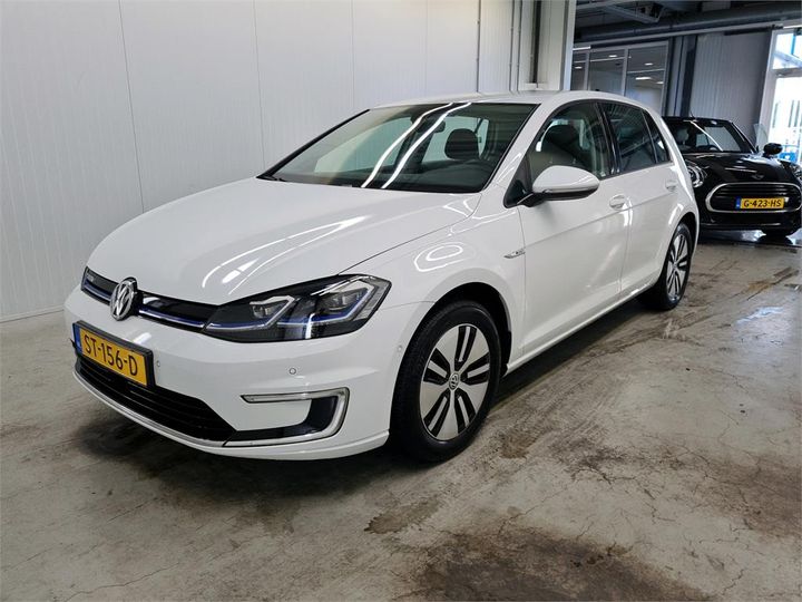 VOLKSWAGEN GOLF 2018 wvwzzzauzjw911696