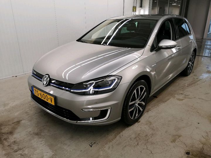 VOLKSWAGEN GOLF 2018 wvwzzzauzk8900339